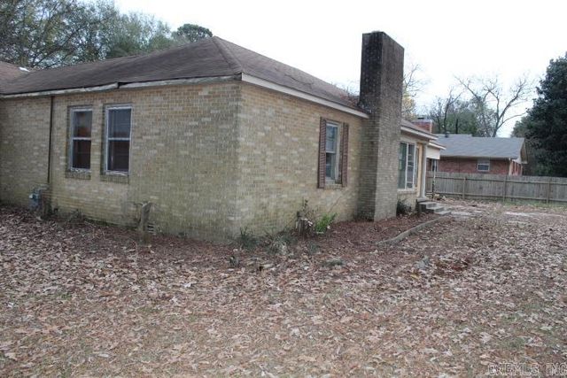 504 NE 3rd Street, England, AR 72046