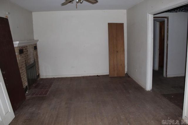 504 NE 3rd Street, England, AR 72046