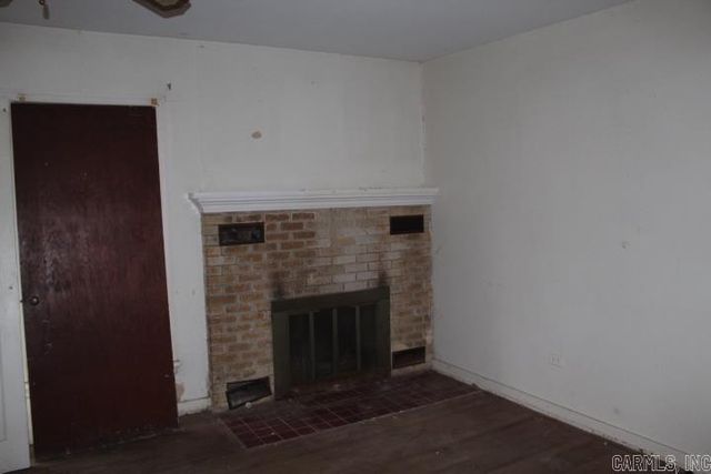 504 NE 3rd Street, England, AR 72046