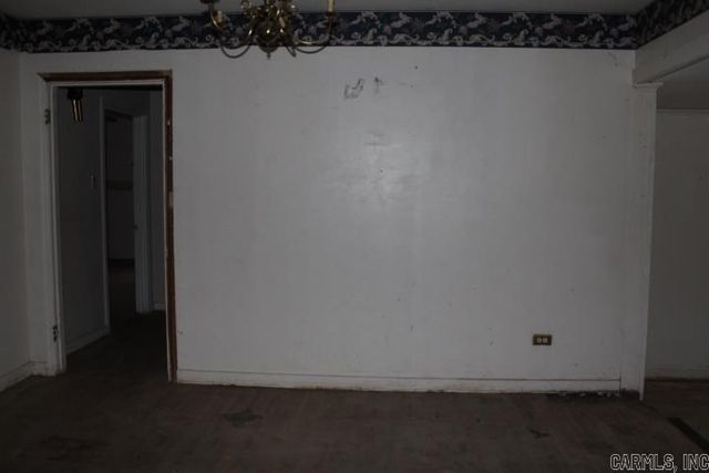 504 NE 3rd Street, England, AR 72046