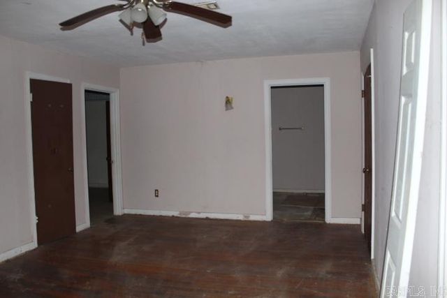 504 NE 3rd Street, England, AR 72046