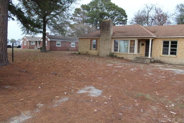 504 NE 3rd Street, England, AR 72046