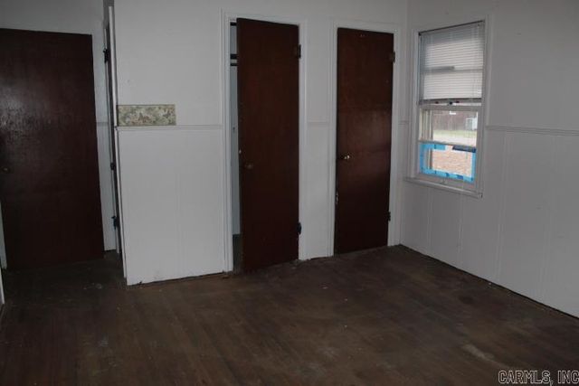 504 NE 3rd Street, England, AR 72046