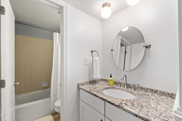1021 Wirewood Drive 202, Raleigh, NC 27605