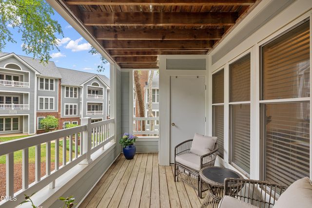 1021 Wirewood Drive 202, Raleigh, NC 27605