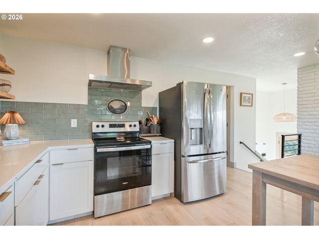 18209 Ne PEG Rd, Yacolt, WA 98675
