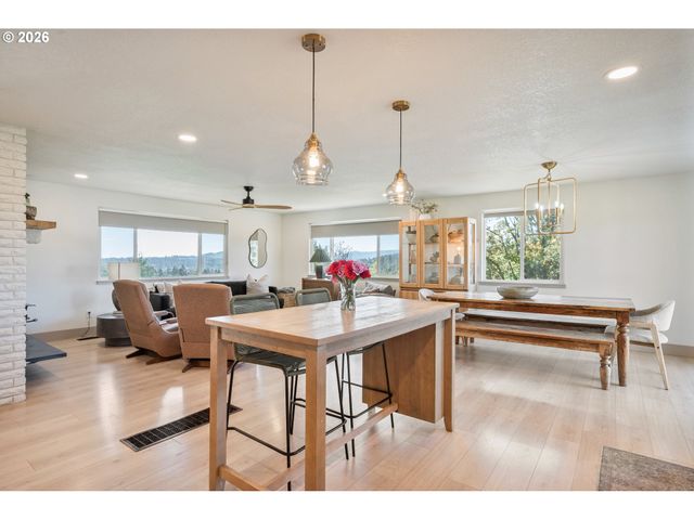 18209 Ne PEG Rd, Yacolt, WA 98675