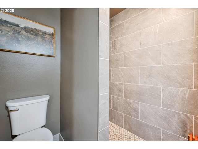 18209 Ne PEG Rd, Yacolt, WA 98675