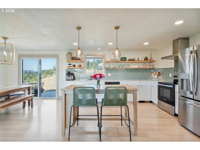 18209 Ne PEG Rd, Yacolt, WA 98675