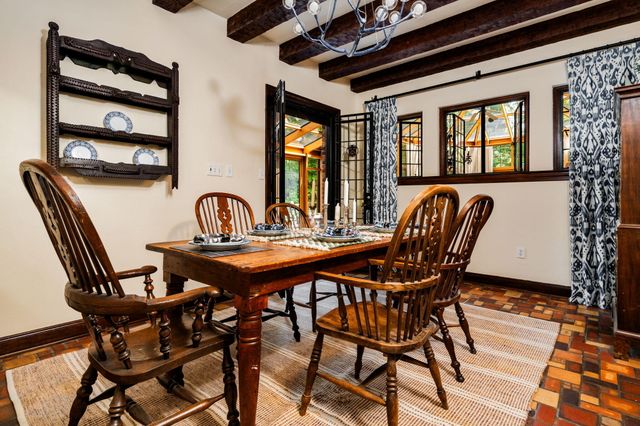 2010 Devonshire Road, Ann Arbor, MI 48104