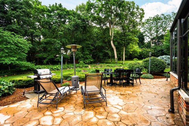 2010 Devonshire Road, Ann Arbor, MI 48104