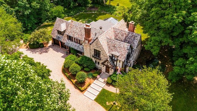 2010 Devonshire Road, Ann Arbor, MI 48104