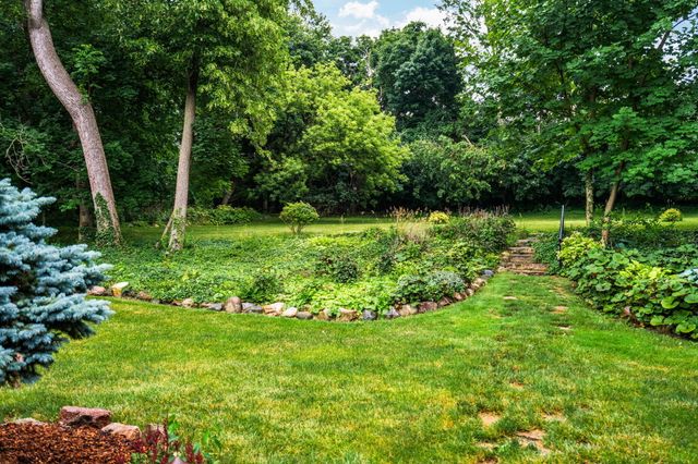 2010 Devonshire Road, Ann Arbor, MI 48104