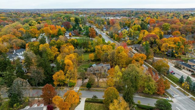 2010 Devonshire Road, Ann Arbor, MI 48104