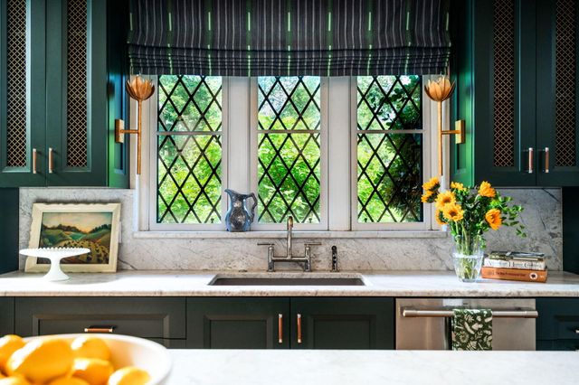 2010 Devonshire Road, Ann Arbor, MI 48104