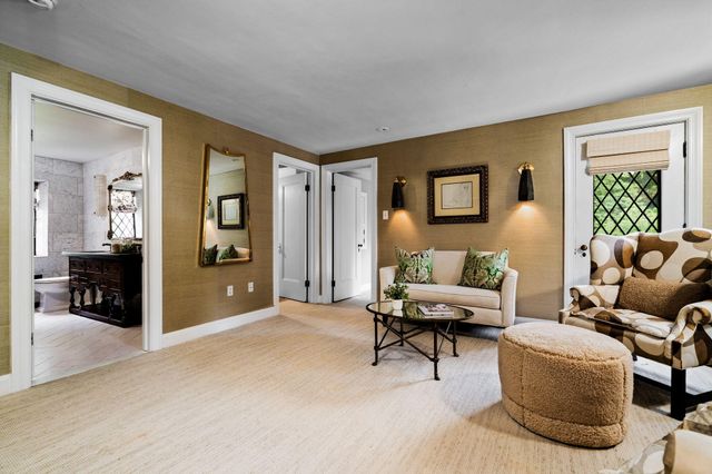 2010 Devonshire Road, Ann Arbor, MI 48104