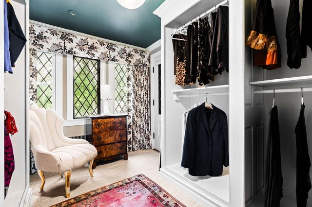 2010 Devonshire Road, Ann Arbor, MI 48104