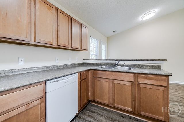 106 Pine Thicket Way, Springfield, GA 31329