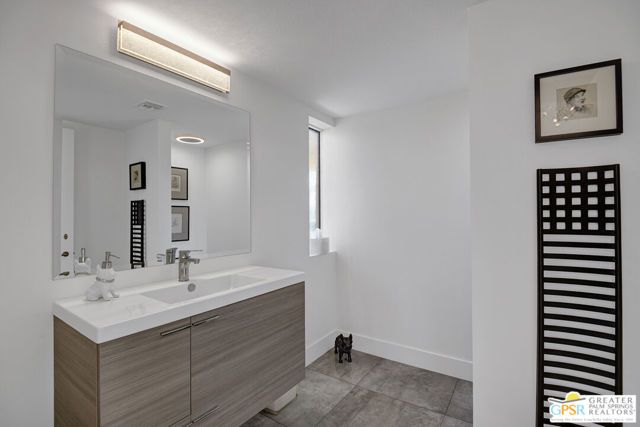 186 S Kavenish Drive, Rancho Mirage, CA 92270