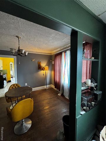 5809 Courville Street, Detroit, MI 48224