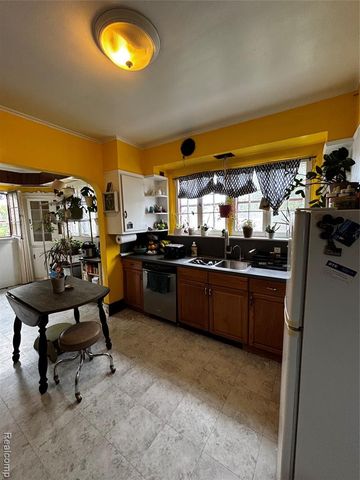 5809 Courville Street, Detroit, MI 48224