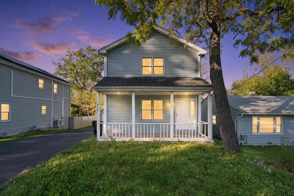 626 Pleasure Drive, Mundelein, IL 60060 — exterior
