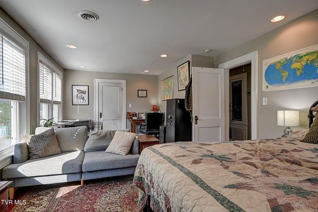 1125 Euclid Avenue, Bristol, VA 24201