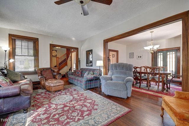 1125 Euclid Avenue, Bristol, VA 24201