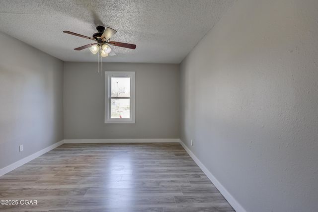 1002 Roosevelt Avenue 4, Joplin, MO 64801