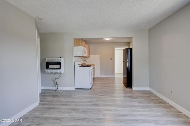 1002 Roosevelt Avenue 4, Joplin, MO 64801