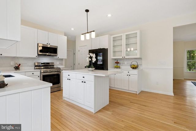 7 FLANDERS VALLEY CT, Skillman, NJ 08558