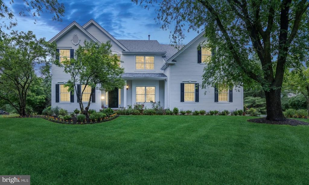 7 FLANDERS VALLEY CT, Skillman, NJ 08558