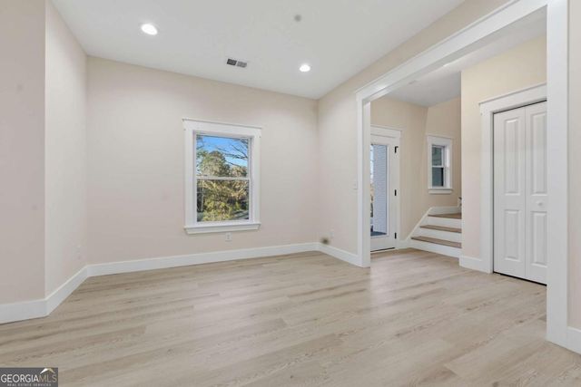 1043 Mccalla Street NE, Conyers, GA 30012