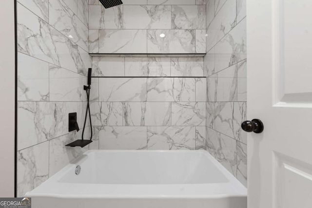 1043 Mccalla Street NE, Conyers, GA 30012