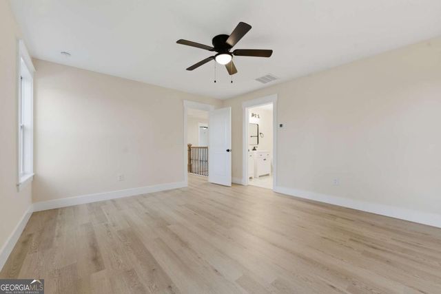 1043 Mccalla Street NE, Conyers, GA 30012