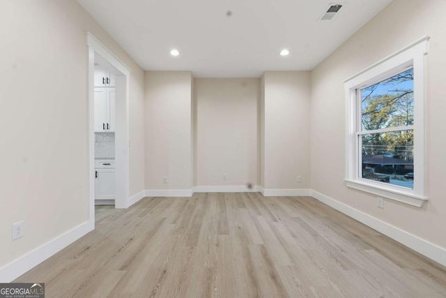 1043 Mccalla Street NE, Conyers, GA 30012