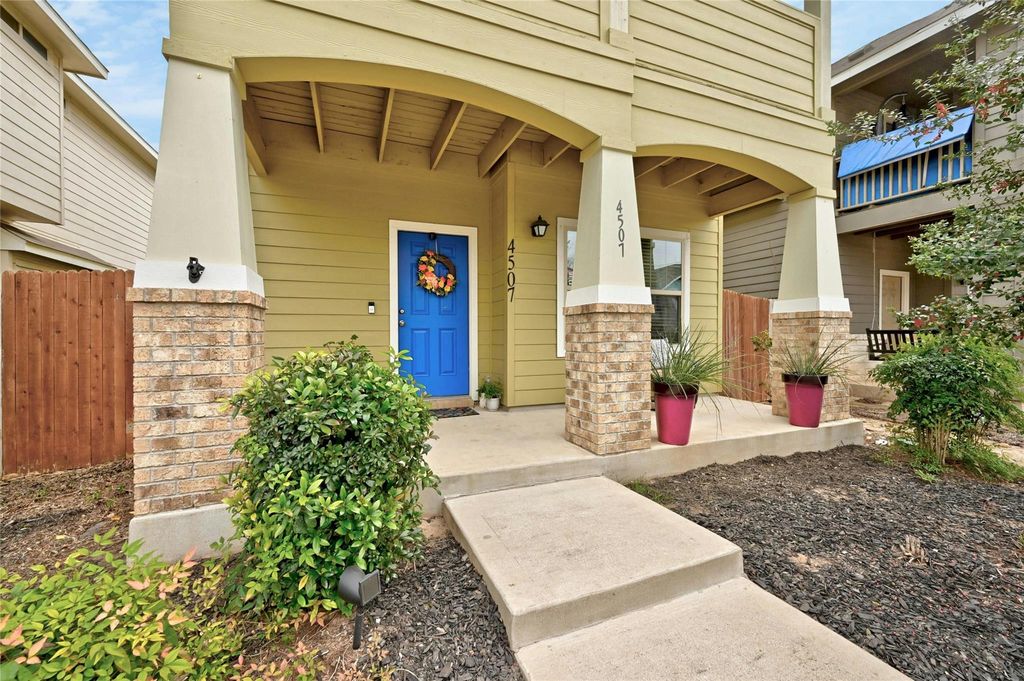 4507 E Esper LN 300, Austin, TX 78725