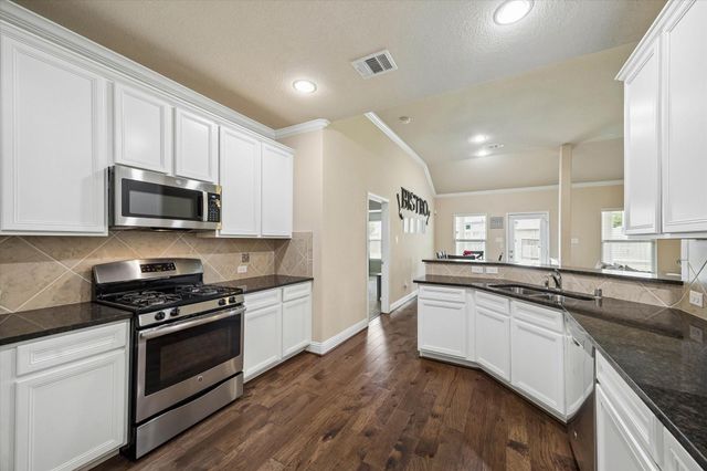 3805 Enchanted Timbers Lane, Spring, TX 77386