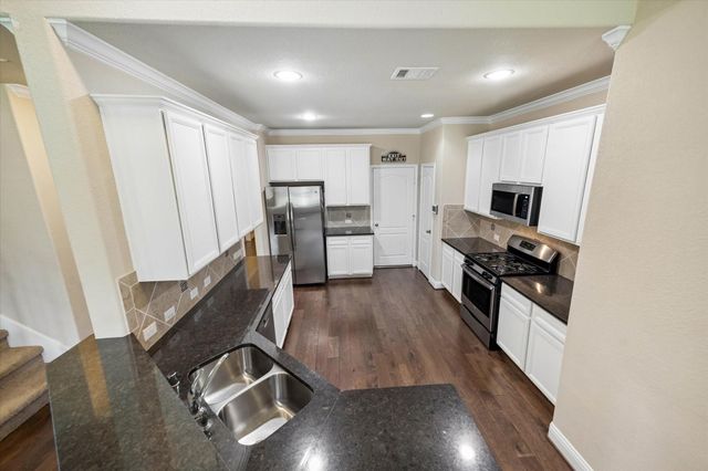 3805 Enchanted Timbers Lane, Spring, TX 77386