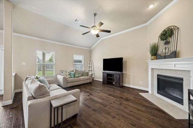 3805 Enchanted Timbers Lane, Spring, TX 77386