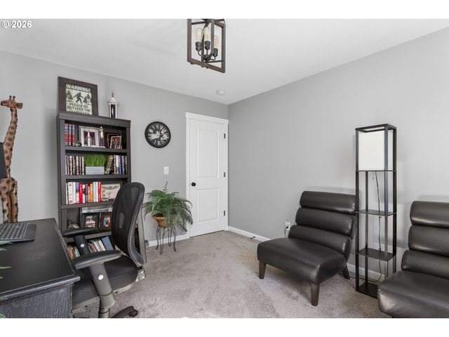 5897 Se 33RD St, Gresham, OR 97080