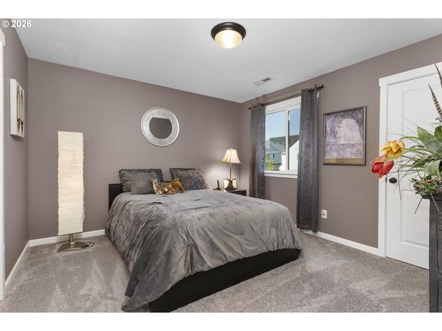 5897 Se 33RD St, Gresham, OR 97080