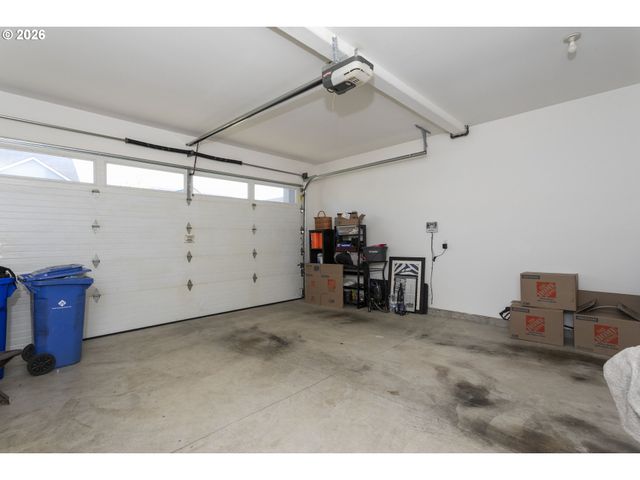 5897 Se 33RD St, Gresham, OR 97080
