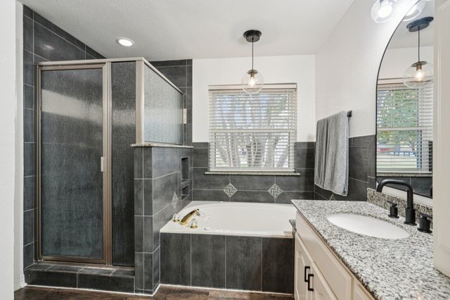 10072 Manor Way, Forney, TX 75126