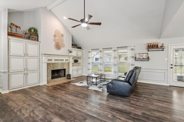 10072 Manor Way, Forney, TX 75126