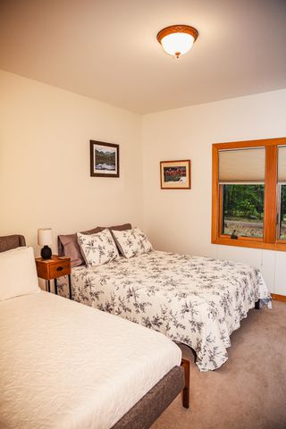 32 Seneca Trail, Jay, NY 12941