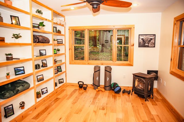 32 Seneca Trail, Jay, NY 12941