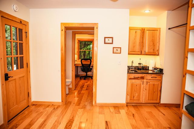 32 Seneca Trail, Jay, NY 12941