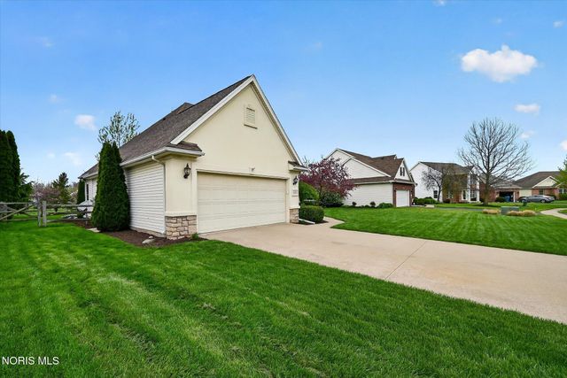 4742 Middle, Monclova, OH 43542