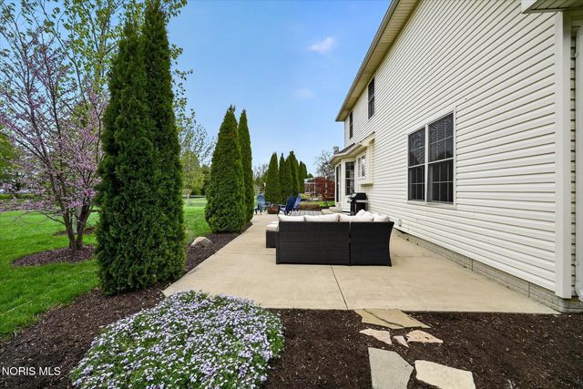 4742 Middle, Monclova, OH 43542